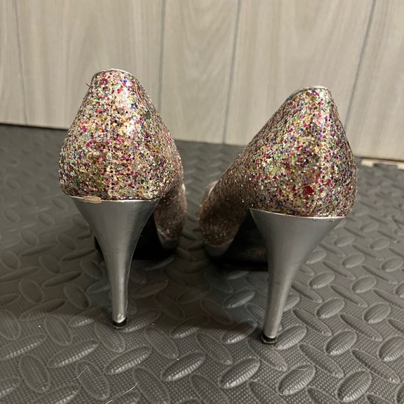 Glitter Heels - Picture 3 of 3